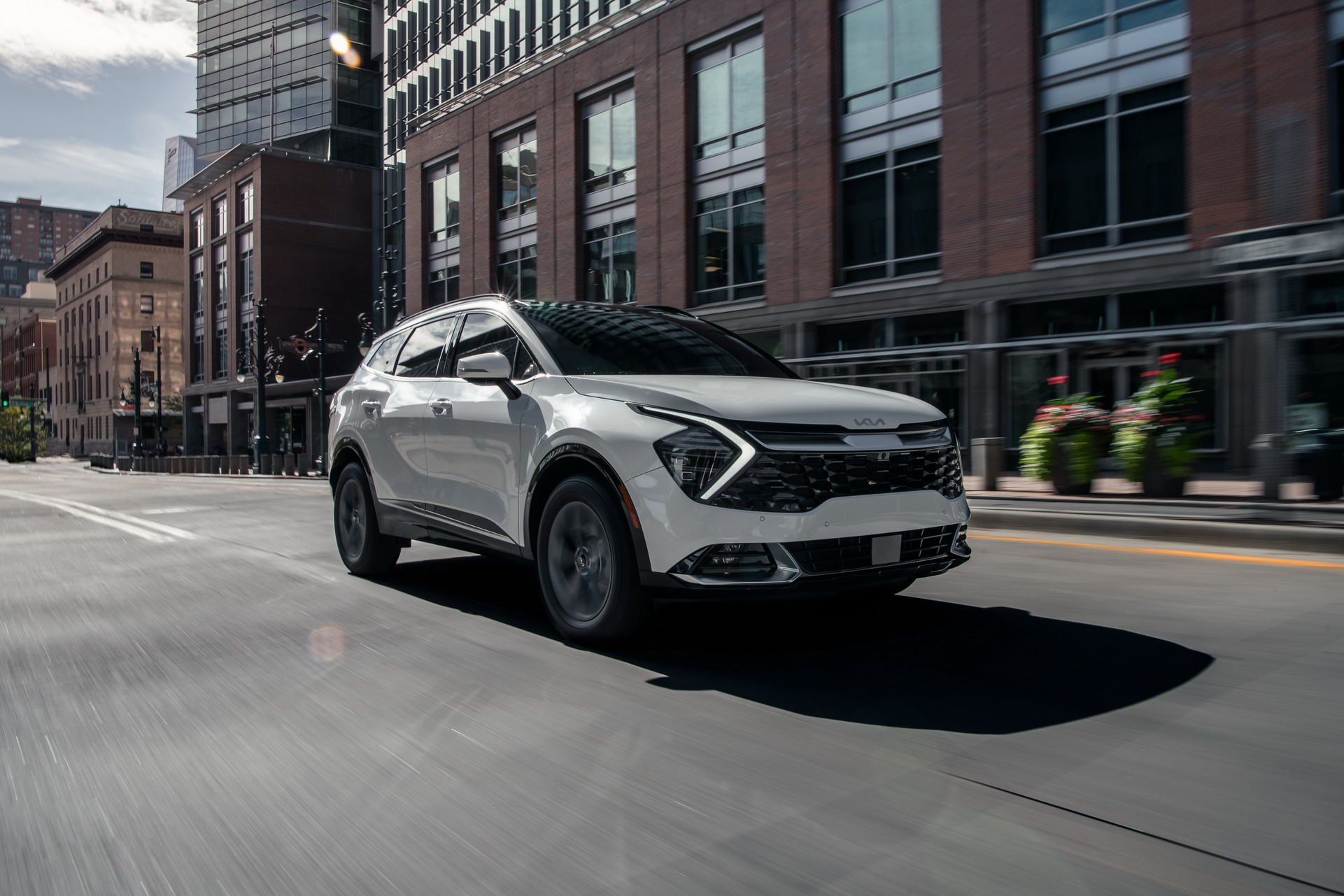 Download 2023 Kia Sportage SX - Front HD Wallpaper 1921x1281 #3