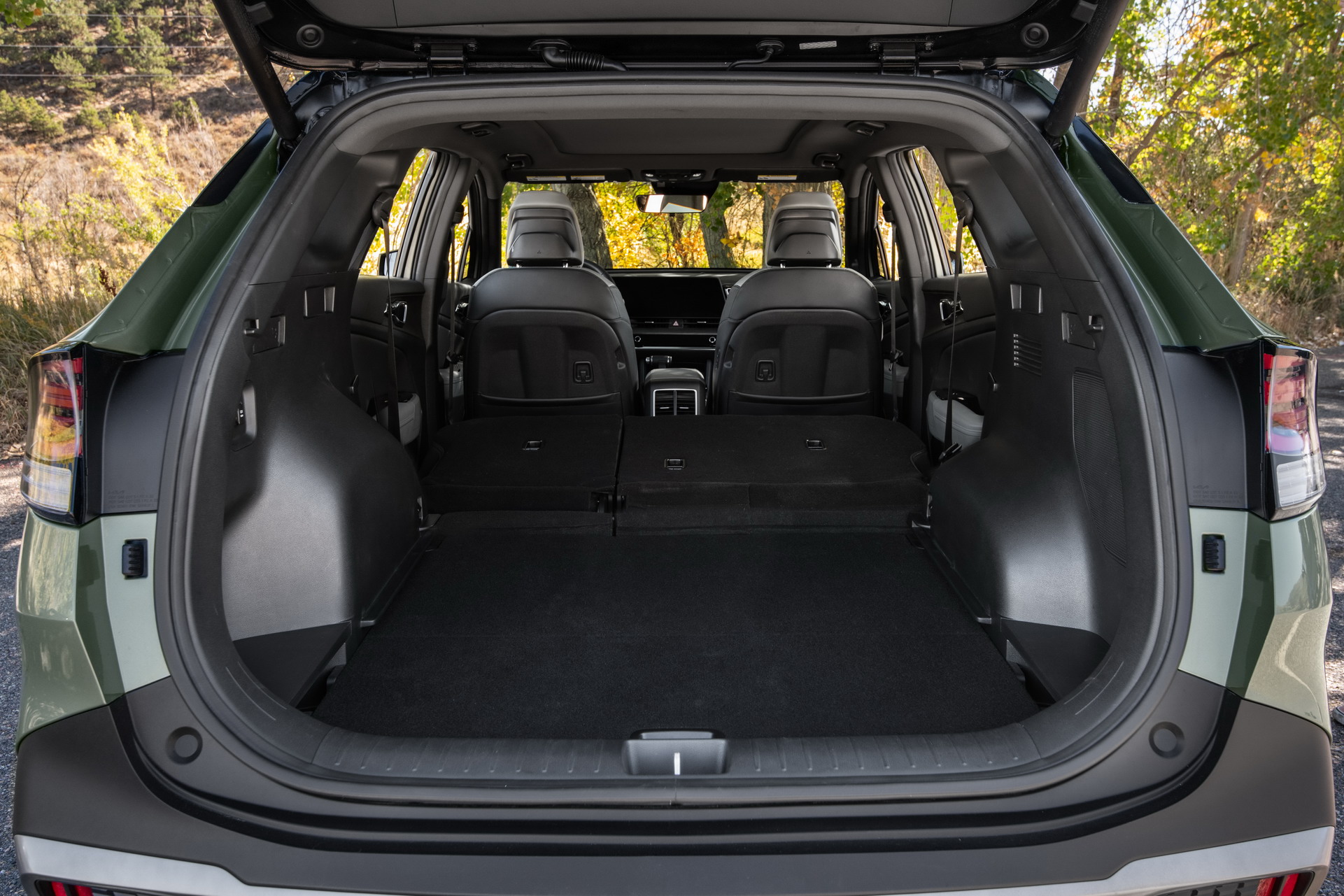 Download 2023 Kia Sportage X-Pro - Trunk HD Wallpaper 1921x1281 #55