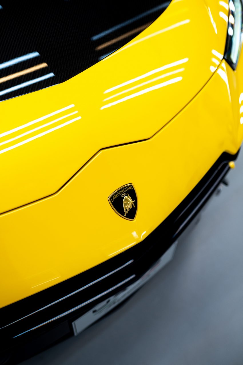 2023 Lamborghini Urus Performante - Detail Phone Wallpaper 850x1274 #83