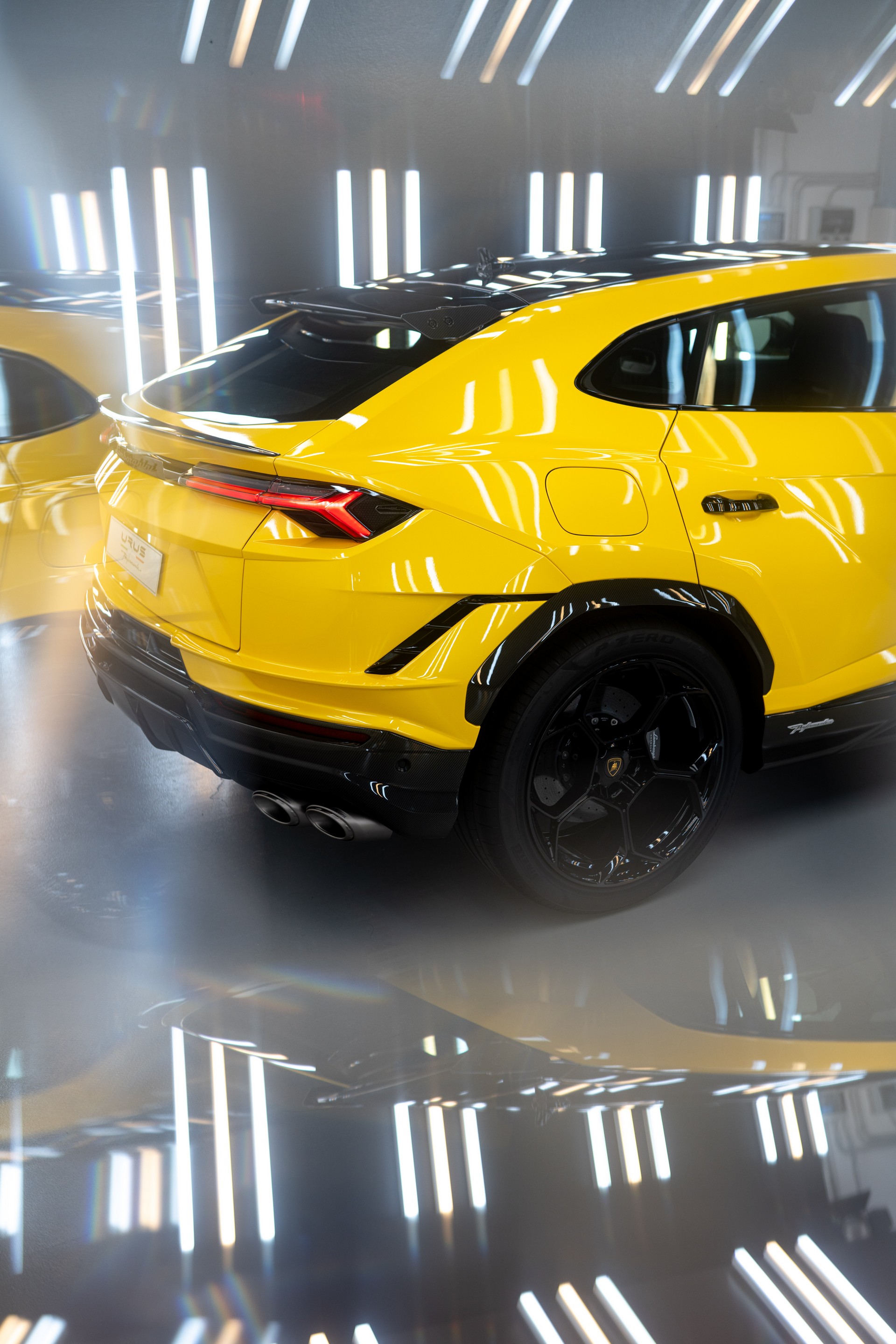 Download 2023 Lamborghini Urus Performante - Detail HD Phone Wallpaper 1920x2878 #105