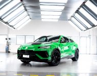2023 Lamborghini Urus Performante - Front Three-Quarter Wallpaper 190x150