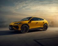 2023 Lamborghini Urus Performante - Front Three-Quarter Wallpaper 190x150