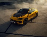 2023 Lamborghini Urus Performante - Front Three-Quarter Wallpaper 190x150