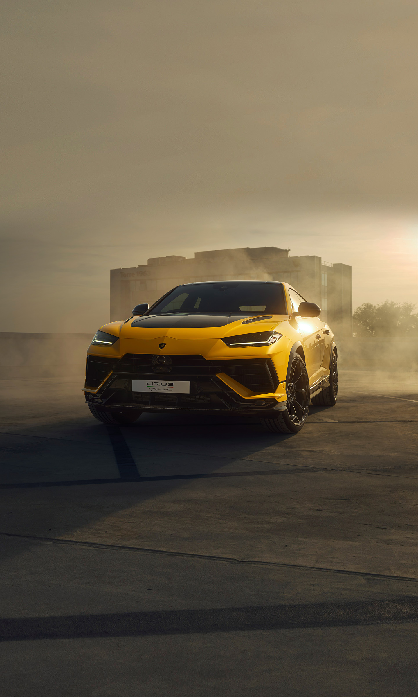 Download 2023 Lamborghini Urus Performante - Front HD Phone Wallpaper 1440x2400 #6