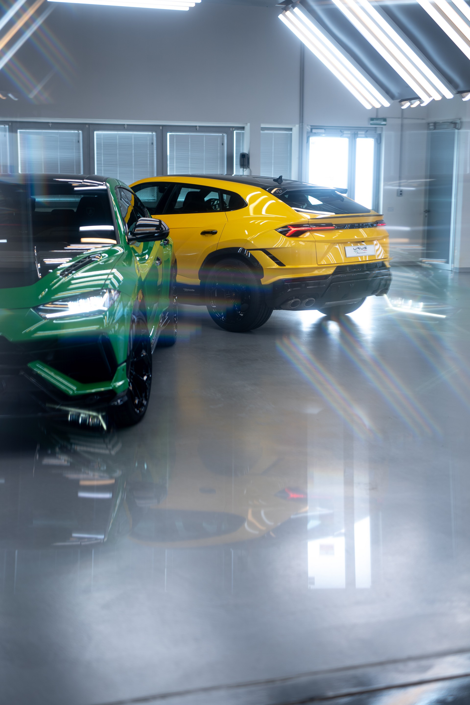 Download 2023 Lamborghini Urus Performante HD Phone Wallpaper 1920x2878 #81