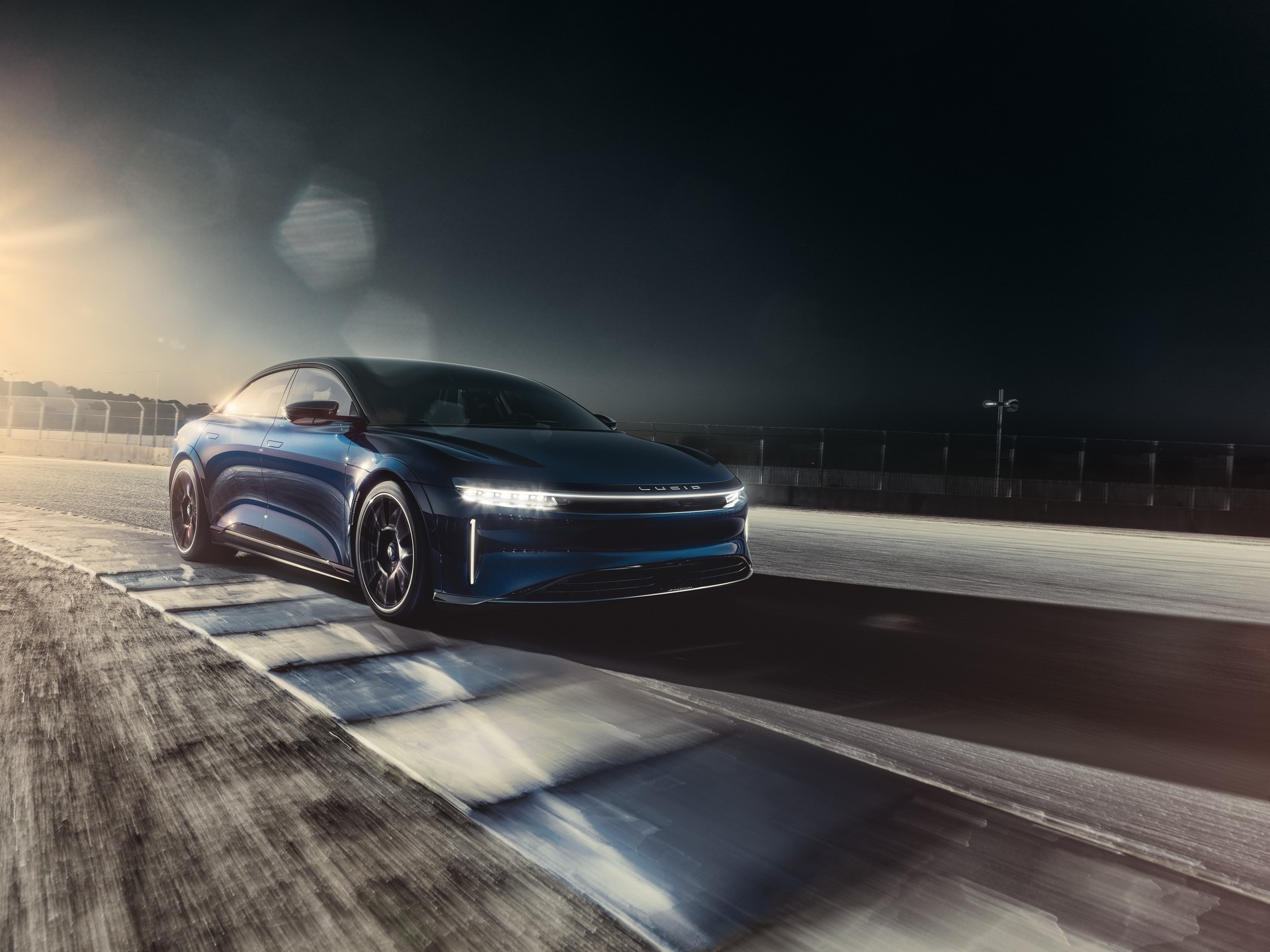 Download 2023 Lucid Air Sapphire - Front Three-Quarter HD Wallpaper 1920x1440 #1