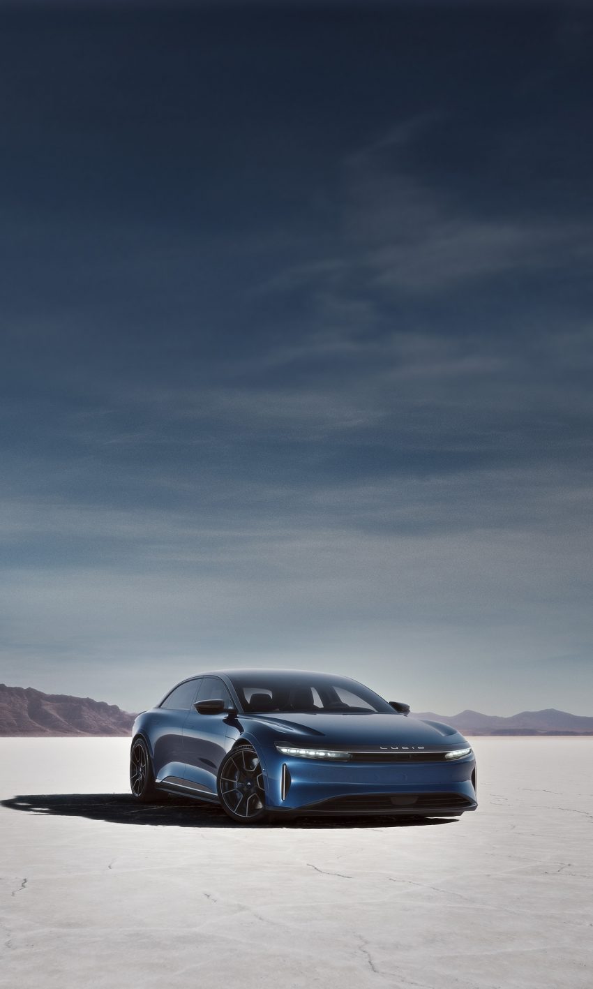 2023 Lucid Air Sapphire - Front Three-Quarter Phone Wallpaper 850x1417 #21