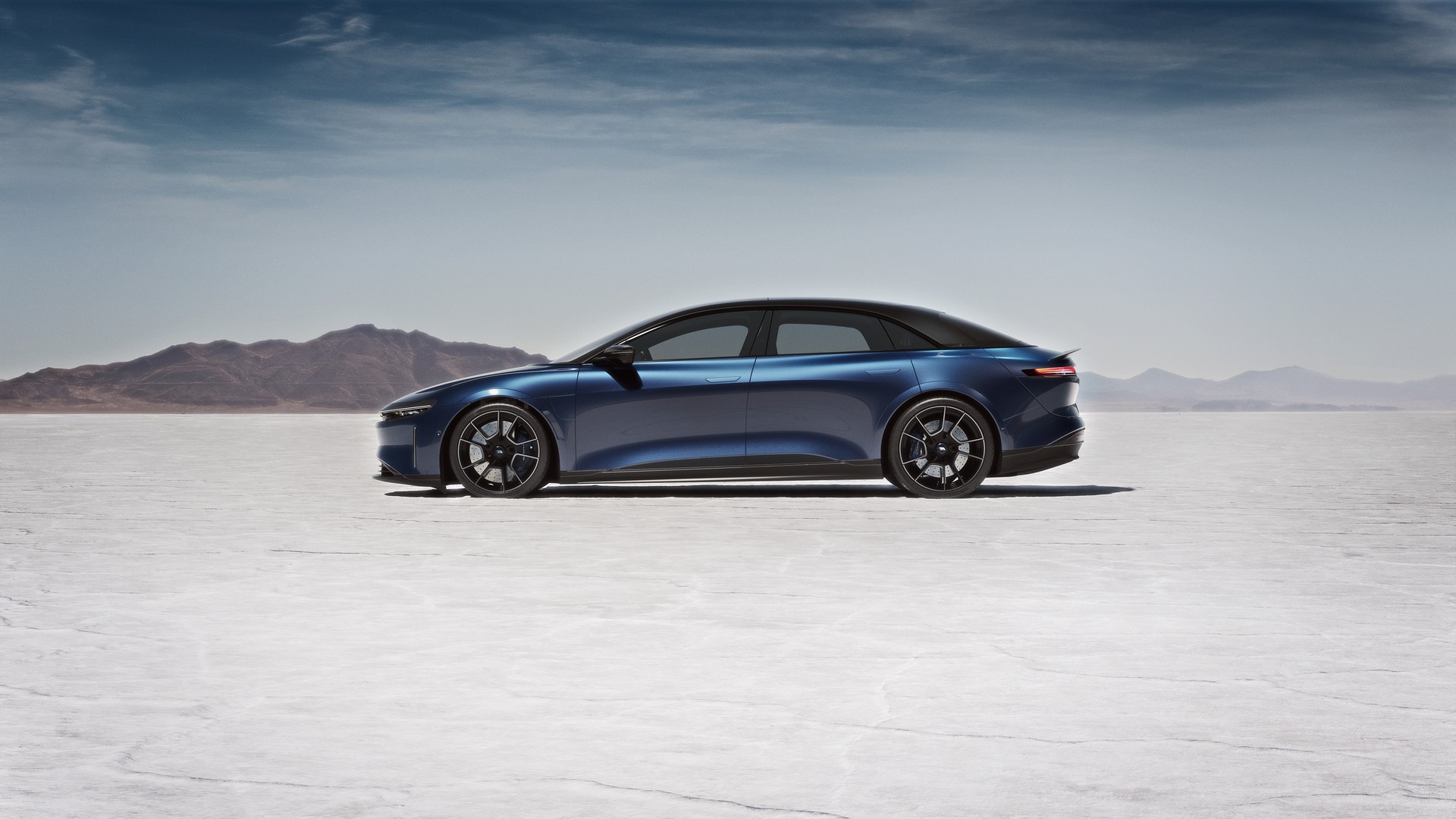 Download 2023 Lucid Air Sapphire - Side HD Wallpaper 1920x1080 #27