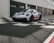 2023 Porsche 911 GT3 RS - Front Three-Quarter Wallpaper 190x150