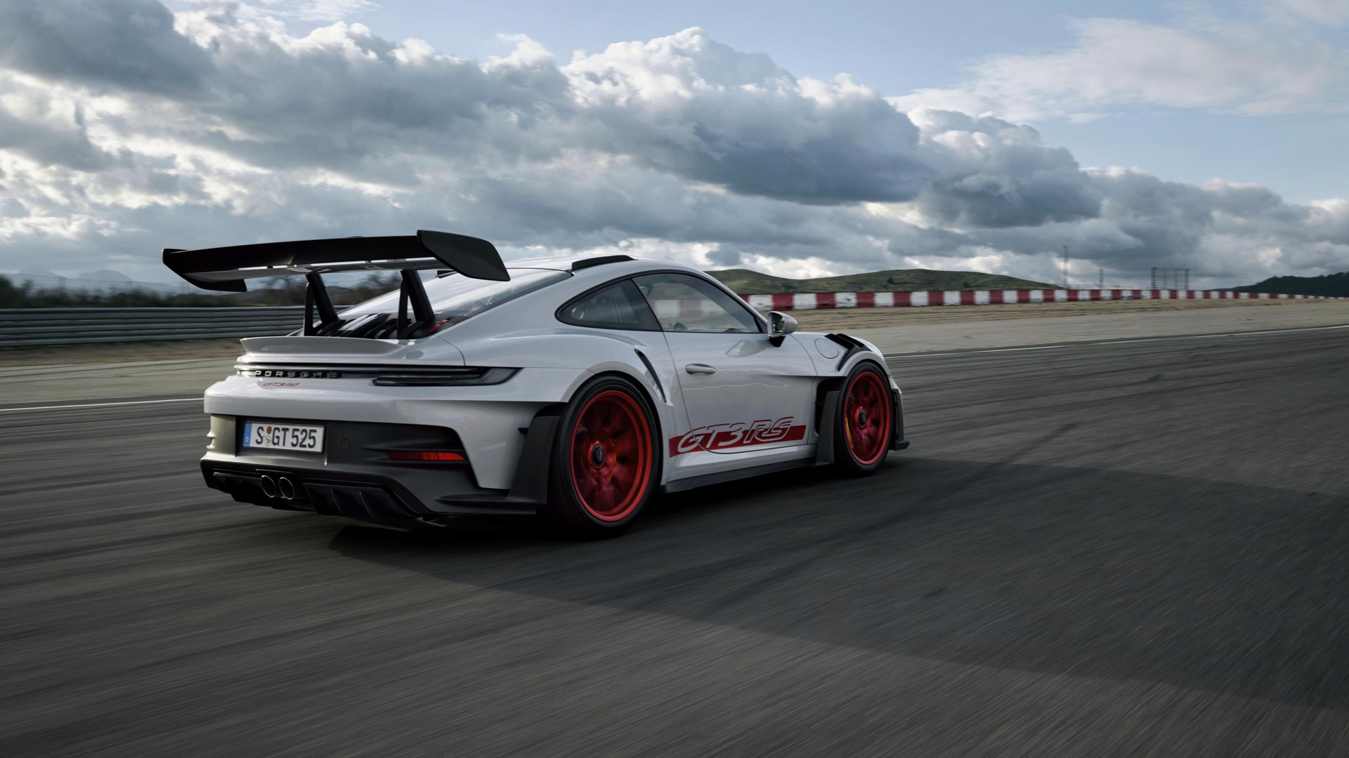 Download 2023 Porsche 911 GT3 RS - Rear Three-Quarter HD Wallpaper 1920x1080 #3