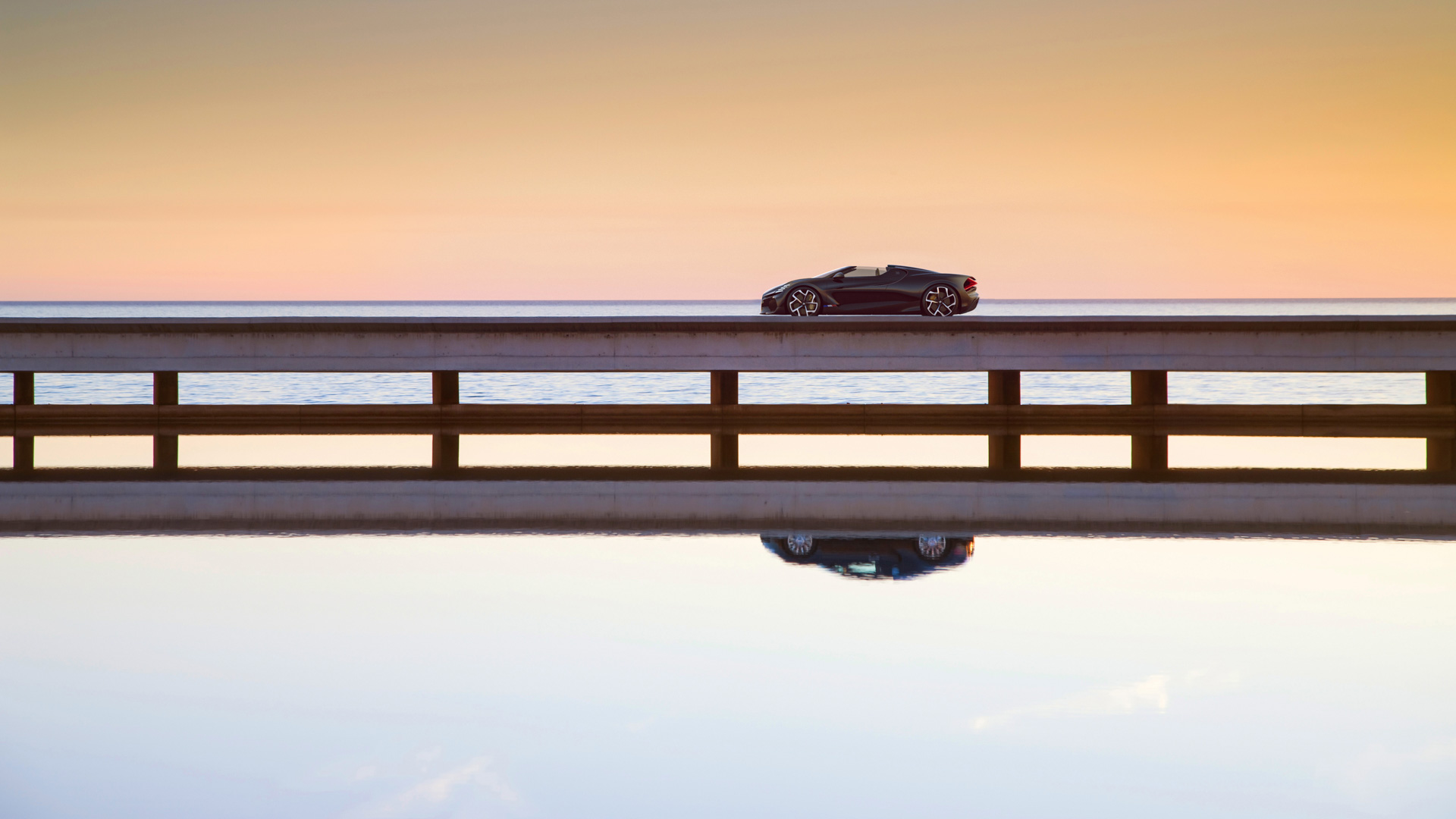 Download 2024 Bugatti W16 Mistral - Side HD Wallpaper 1920x1080 #14